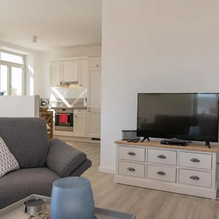 Inselblume 47 - Luxus In Burg, Mit Dachterrasse Ferienhaus Burg auf Fehmarn