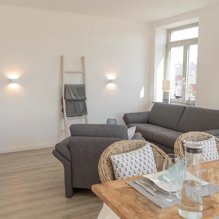 Casa de Férias Inselblume 47 - Luxus In Burg, Mit Dachterrasse